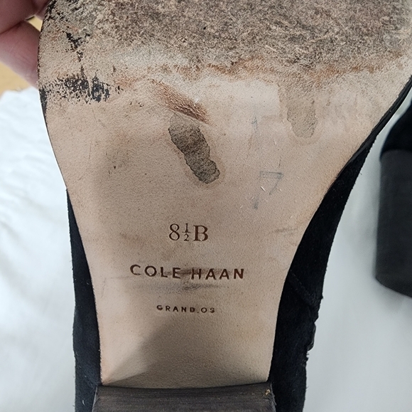COLE HAAN MINNA BLACK SUEDE SIDE ZIP MINNA ANKLE BOOTIE SIZE 8.5 - Picture 11 of 16